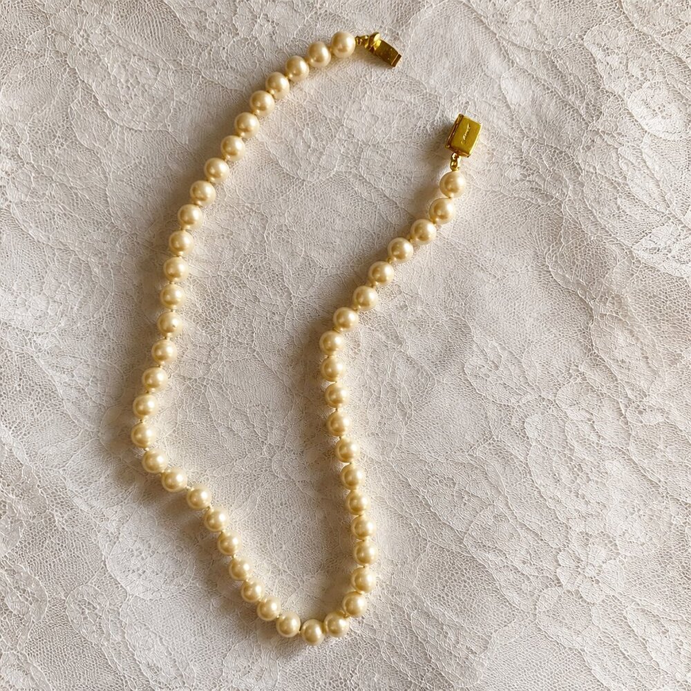 Estate Vintage Signed Monet Faux Pearl Necklace Hand Knotted Box Clasp Gold Tone